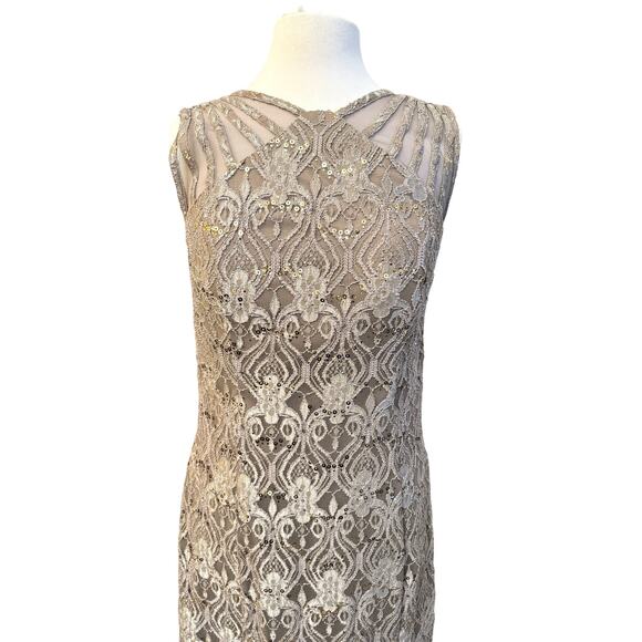 R&M Richards Lace Midi Dress in Beige - Picture 10 of 12